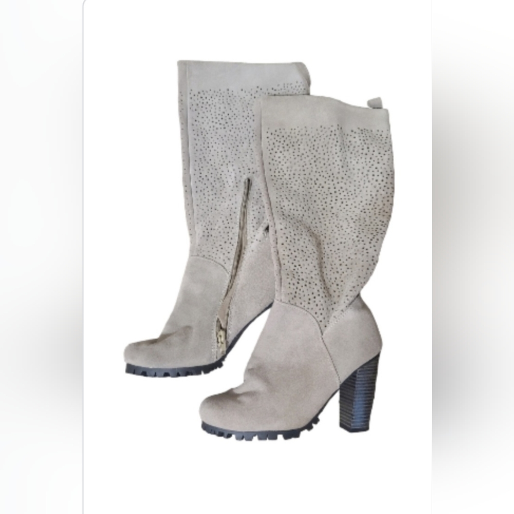 Womens Heeled Faux Suede Boots Sz 6
